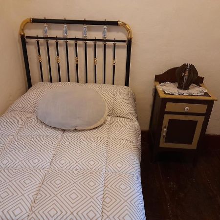 Albergue Rectoral De Romean O Corgo Buitenkant foto